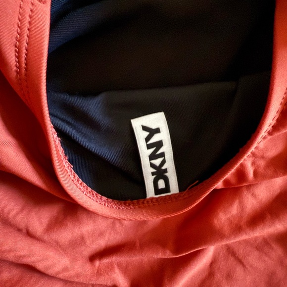 Women’s NWT DKNY One-Piece Swimsuit SMALL red/ orange - Picture 4 of 5